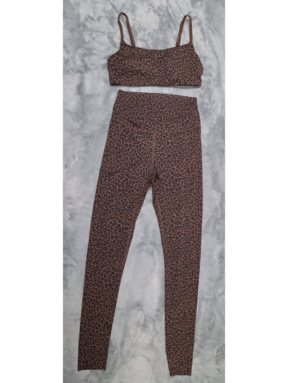 VS Pink Leopard Sports Bra Leggings Set M Brown High Waist Pockets